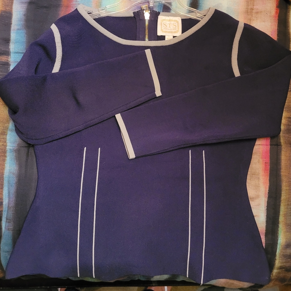 Sail to Sable Dark Blue Grey Accents Shaped Long-sleeve Top Ponte Knit L